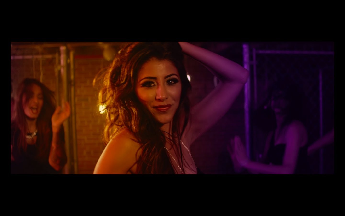 Shilpa Thakur’s ‘Bombay Nights’ will get you pumped up like nothing else!