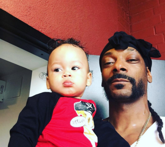 Snoop Dogg & his grandson 'Zion'